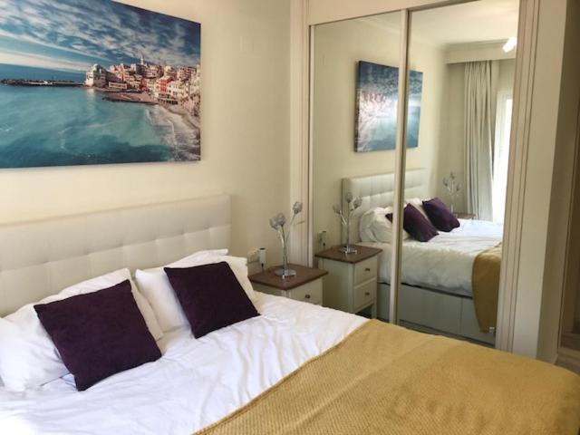Hacienda Nagueles 1, 2 Bed 2 Bath, Large Terrace 400M From Beach Marbella Eksteriør billede